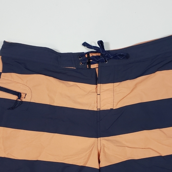 Patagonia Striped Board Shorts Swim Trunks Mens Size 38 ACTUAL 39 Preppy Beach - Picture 3 of 12